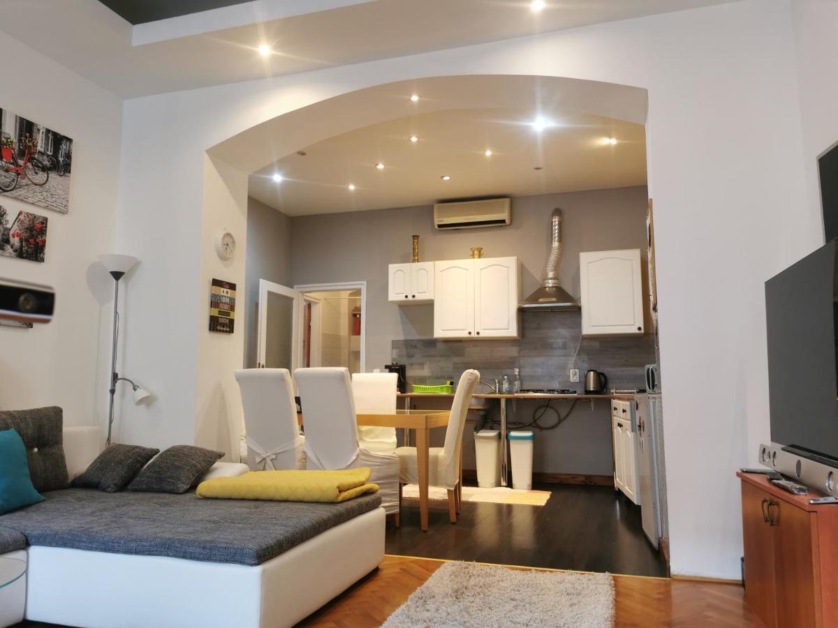 Patrik Apartman Székesfehérvár Exterior foto